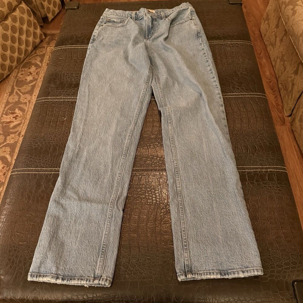 Abercrombie & Fitch Women's the 90's Straight Mid Rise 30 Extra Long